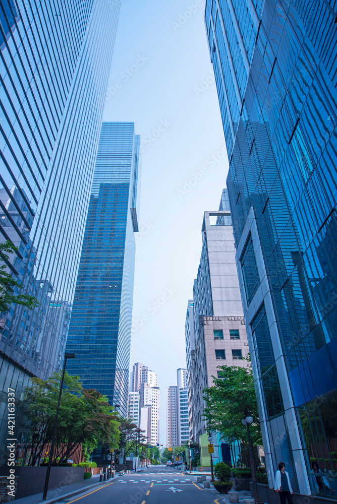 Obraz premium 대도시의 대기업, 은행 ,증권,글로벌회사의 빌딩가