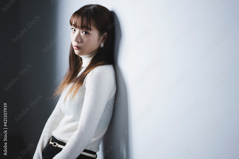 クールな女性 クールな女性