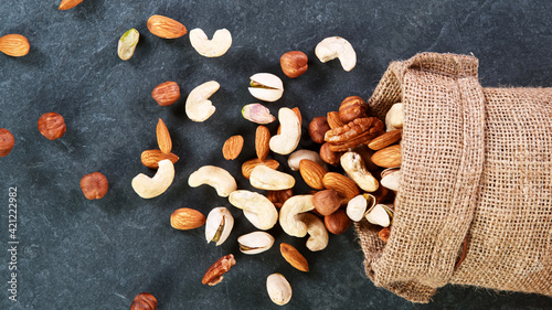 Raw various nuts, top down ...