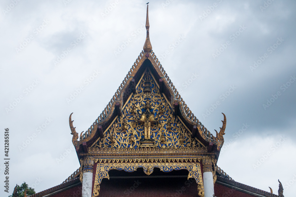 Naklejka premium Wat Phra Mahathat Woramahawihan