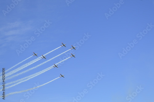 Flying 8 planes on airshow