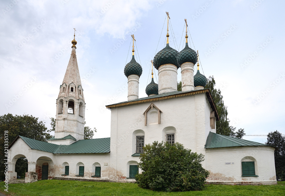 Church of Savior on city (Spasa na gorodu) of 17th century on Kotoroslnaya embankment, Golden ring of Russia, Yaroslavl, Russia
