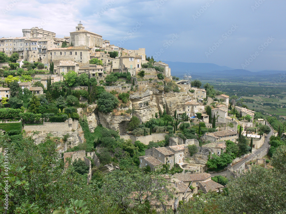 Gordes is one of the most well-known hilltop villages in Provence, and one of the most beautiful in France.	