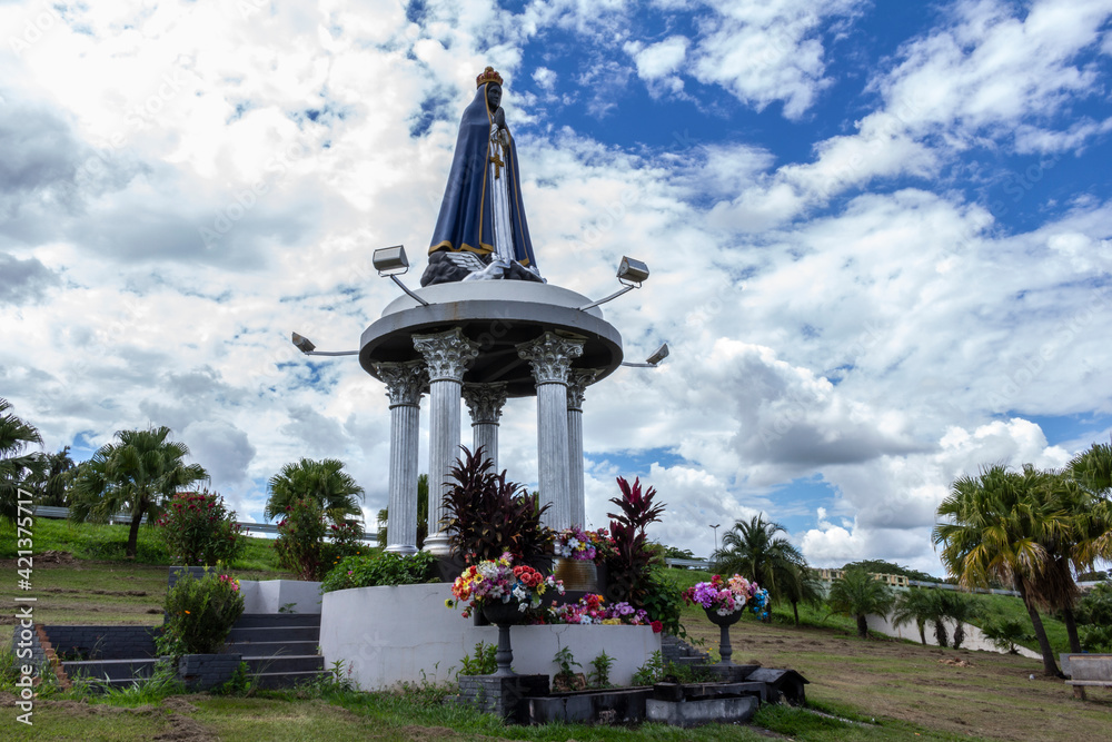 Our Lady Aparecida statue at the entrance clover of the city of Adamantina