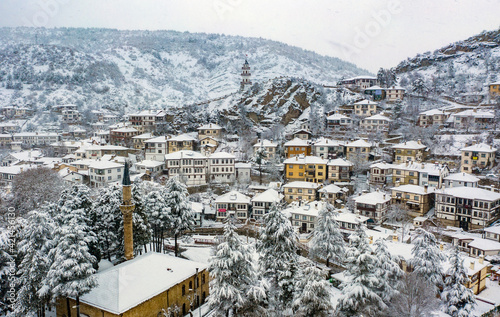 Goynuk is one of the most important and beautiful towns of Bolu which is in Turkey. By consisting of traditional Turkish houses with snows on them during winter season, it has become an attraction.