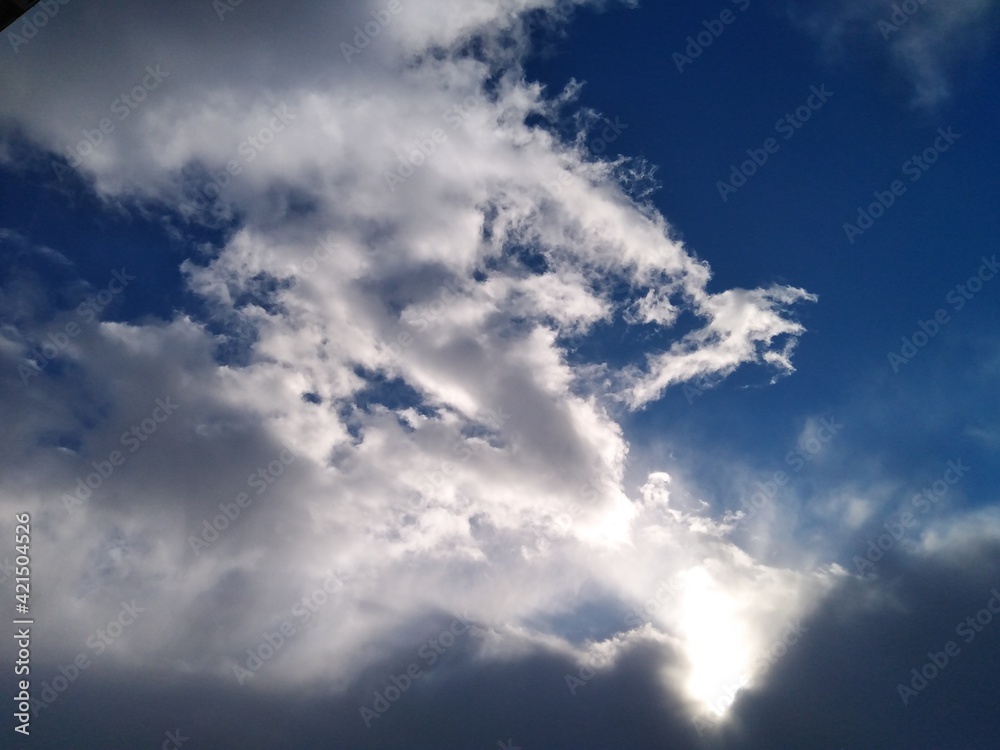 Obraz premium blue sky with clouds sun effect special meteo climate