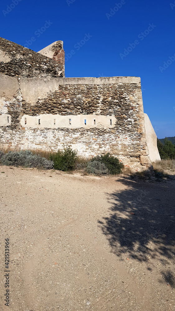 Fototapeta premium Alycastre fort in Porquerolles island, French Riviera