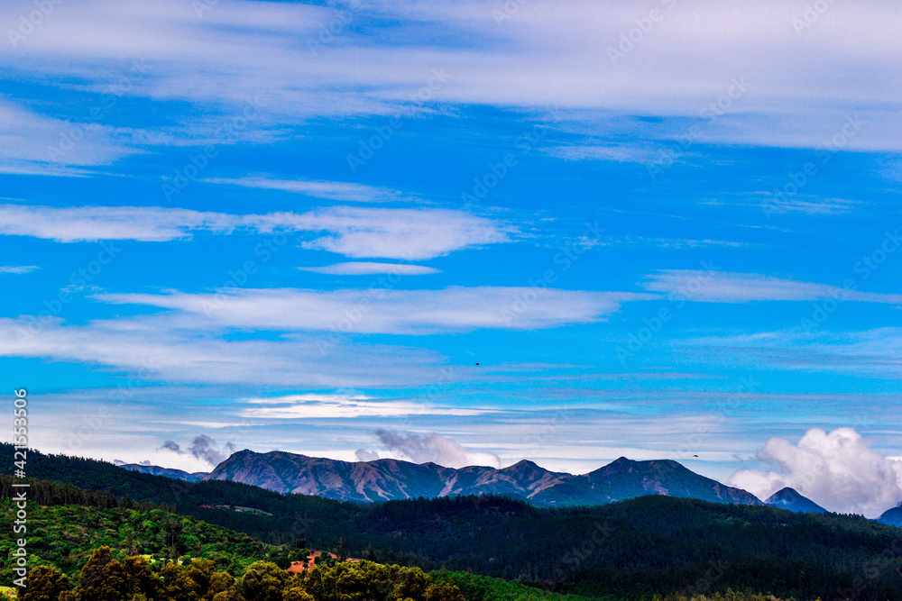 Fototapeta premium mountains and clouds