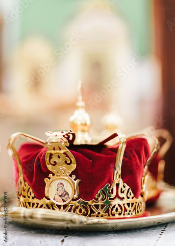 Принти на полотні Royal crown