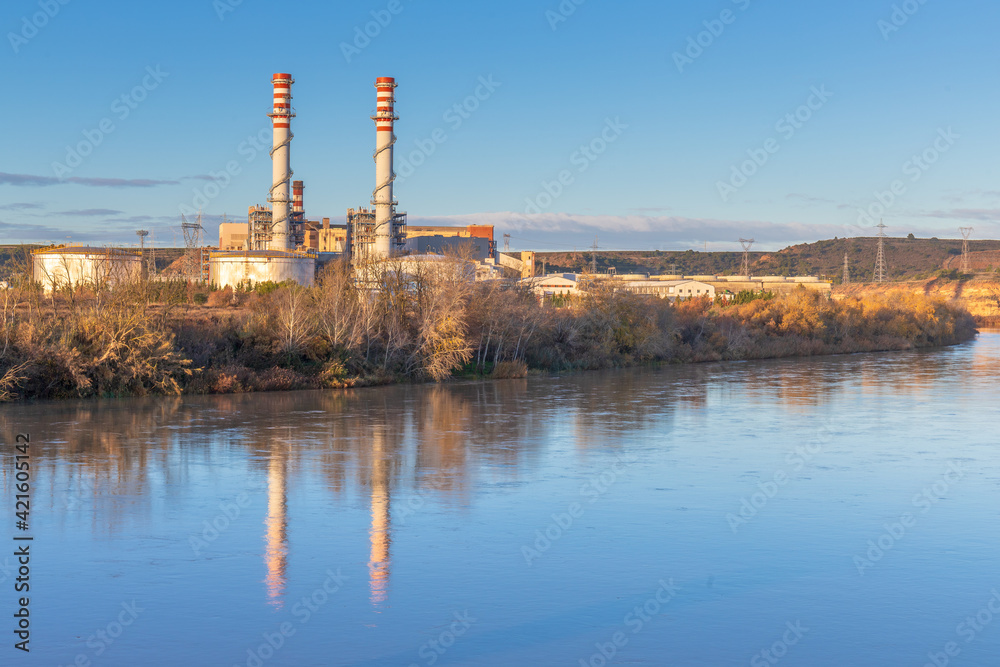 Thermoelectric power plant on the banks of the Ebro river in Escatrón