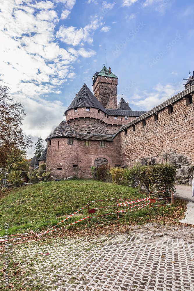 Fototapeta premium Haut-Koenigsbourg Castle - medieval castle built in XII century, located in Vosges mountains just west of Selestat. Commune of Orschwiller, Bas-Rhin departement of Alsace, France.