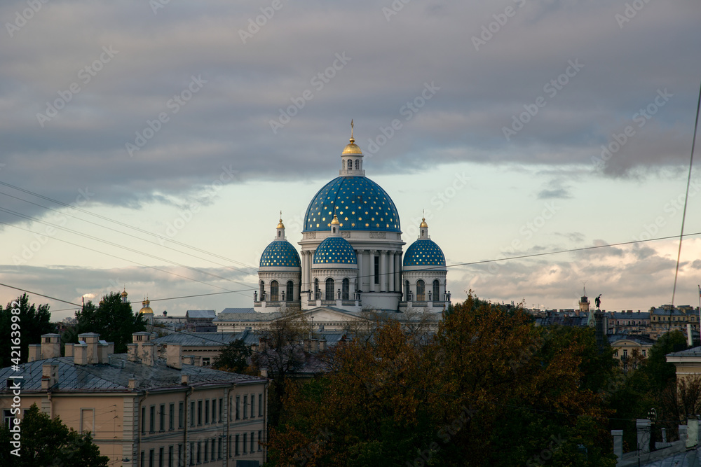 Fototapeta premium Nice view of the cathedral at sunset. Trinity Cathedral Saint Petersburg Russia. Faith of Orthodoxy. Easter christmas trinity.