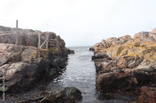 Oceanwater betweem Rocks © Kalle