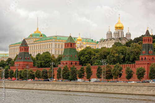  Moscow. View of the Kremlin from the Great Moskvoretsky bridge