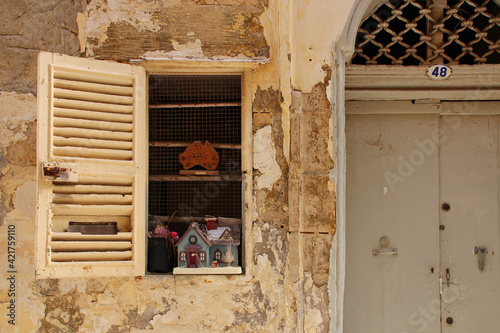 ancient house in senglea in malta