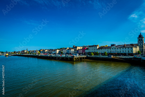 Wallpaper Mural Waterford Front Torontodigital.ca