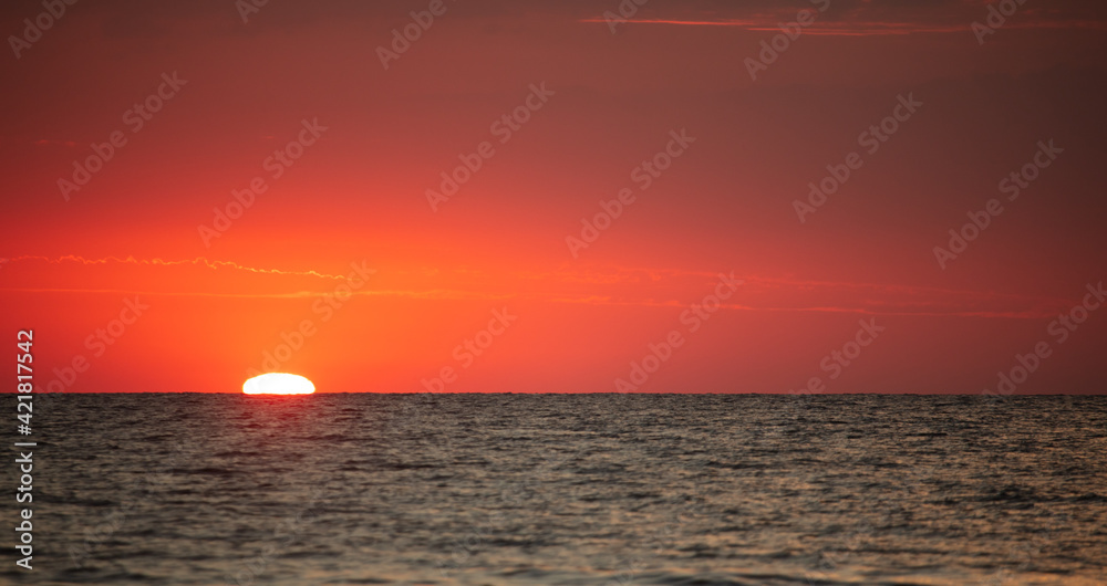 Horizon on the sea at sunset. Horizon on the sea at sunset.