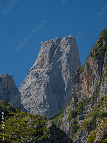 natural mountain landscape, Pico Urriellu