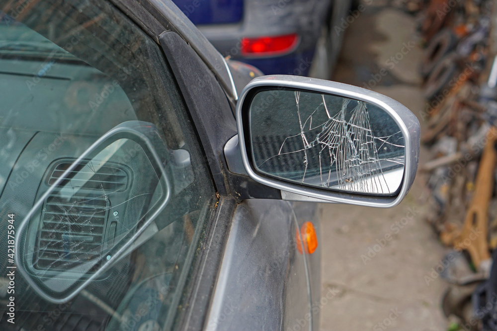Car mirror damage