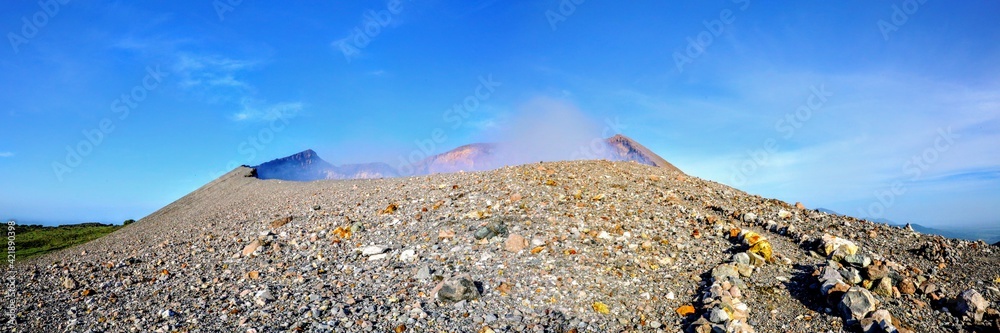 Sur le volcan Telica au Nicaragua