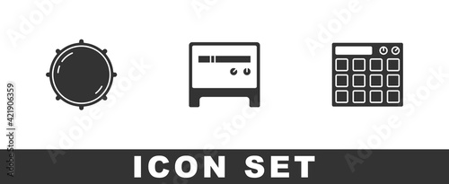 Set Dial knob level, Guitar amplifier and Drum machine icon. Vector