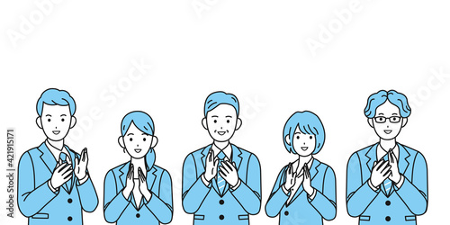 拍手　歓迎　祝う　会社員　スーツ姿　男女　上半身　イラスト素材