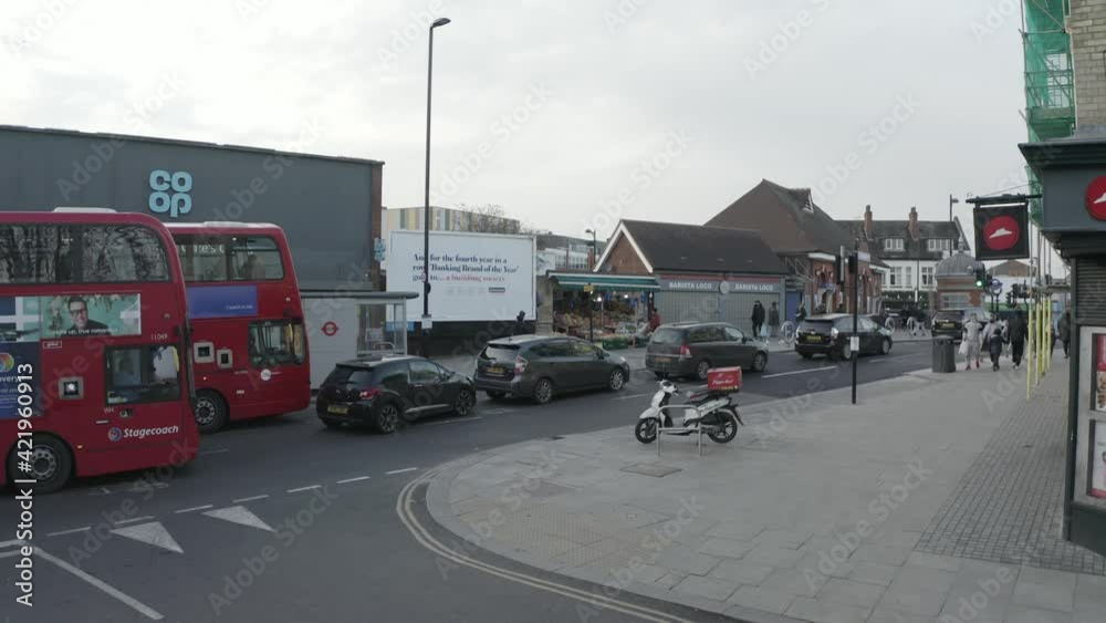 RISING SHOT OF EAST LONDON AT PEAK HOUR RISING SHOT OF EAST LONDON AT PEAK HOUR