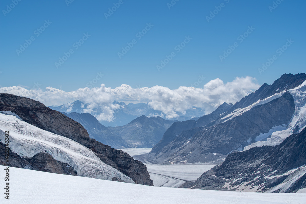 Fototapeta premium U nterwegs auf dem Jungfraujoch, Schweiz