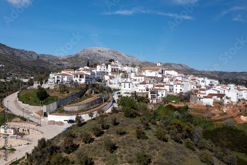 vista del municipio de Cartajima en la comarca del valle del Genal, Málaga © Antonio ciero