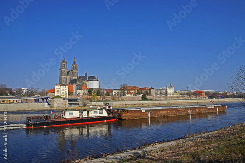 Elbeschiifffahrt in MAgdeburg