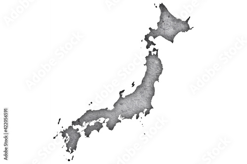 Karte von Japan auf verwittertem Beton