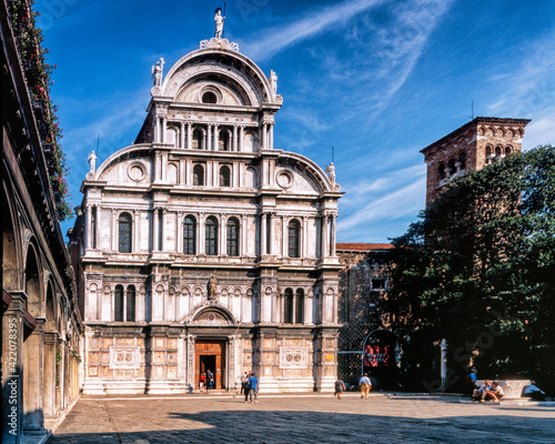 Venezia. Chiesa di San Zaccaria photo