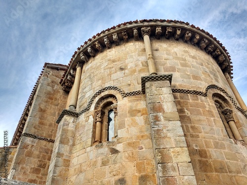 Fotografija Romanesque Collegiate Church of San Pedro 12th Century