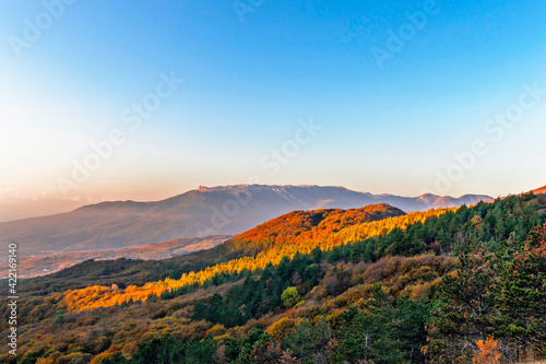 mountains and forests of crimea on an autumn day © Alx_Yago