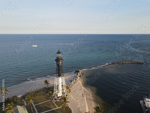 Hillsboro Inlet Lighthouse - Deerfield Beach