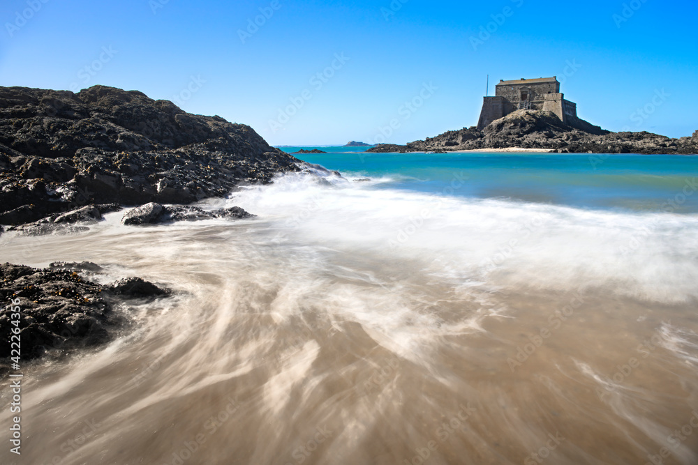 the tide recedes at Grand Bé island in St Malo