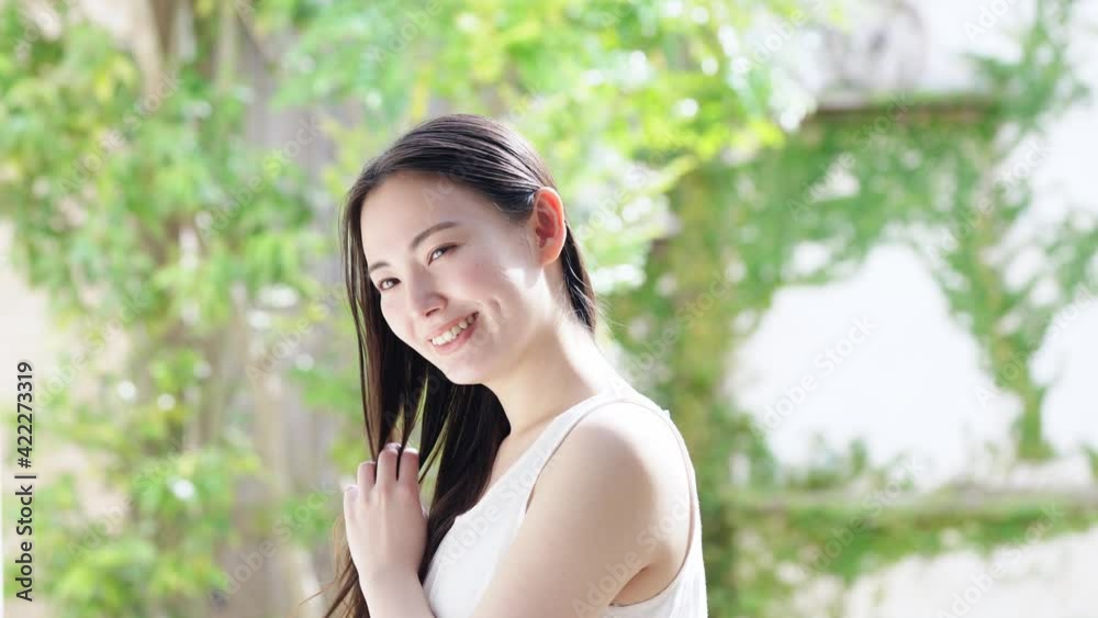 女性の美容イメージ スキンケア ヘアケア スローモーション 女性の美容イメージ スキンケア ヘアケア スローモーション