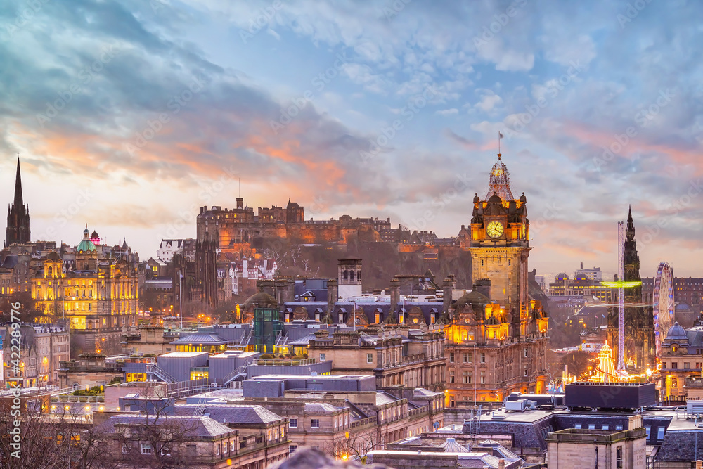 Old town Edinburgh city skyline, Scotland