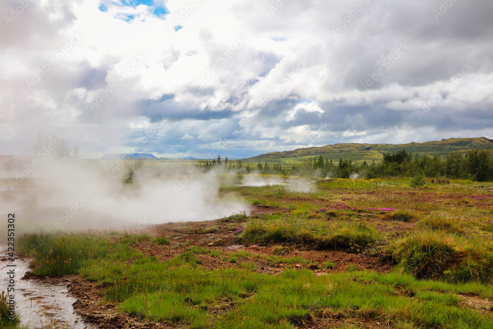 Vulkanlandschaft auf Island am Strokkur