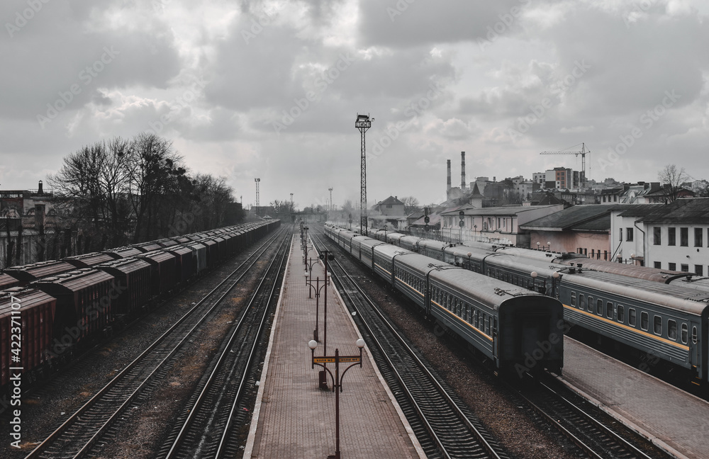 Fototapeta premium railway in the city