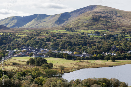 Foto LLANBERIS, WALES/UK - OCTOBER 7 : View over LLanberis in Wales on October 7, 201