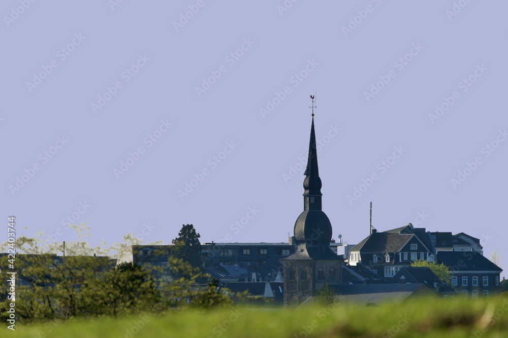 Obraz premium Steeple in a village