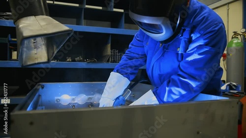 Welding process with a protective mask