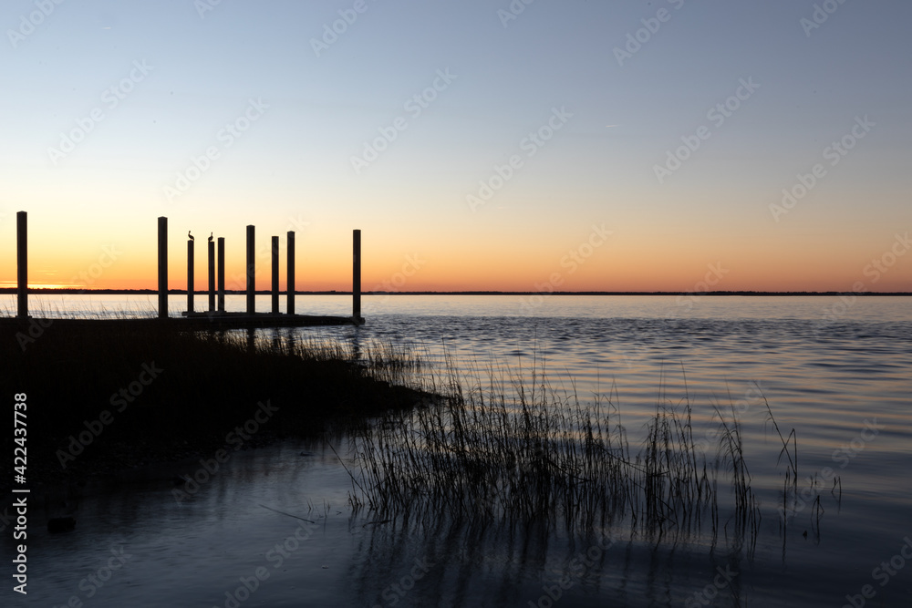 Obraz premium Sunset at the boat launch