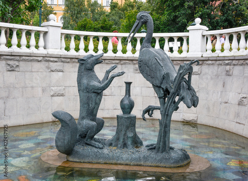 Photography Citizens walking in the Alexander Garden