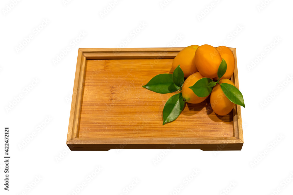 The fruit in the wooden tray The fruit in the wooden tray