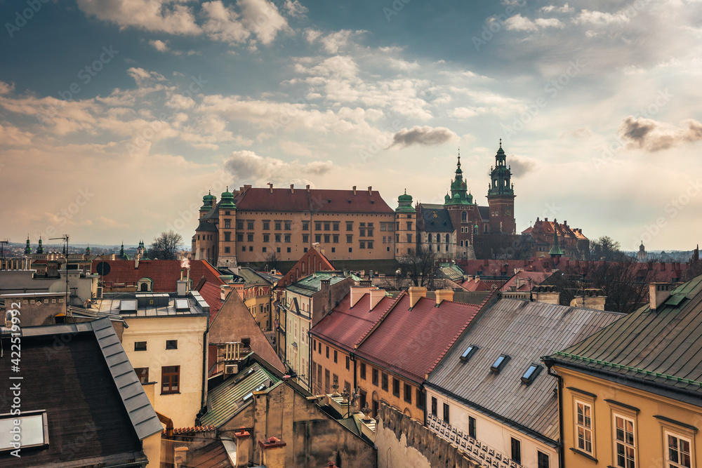 Obraz premium Krakow old town photographed in March. Dynamic weather created interesting conditions for shooting.