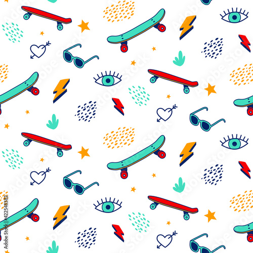 Trendy seamless summer pattern with skateboards, sunglasses and doodles. Vector illustration with penny board. Using a clipping mask.