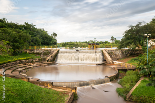 Represa photo