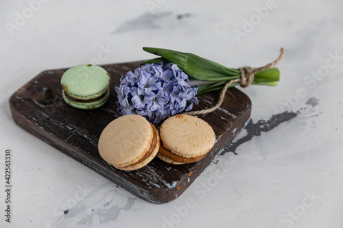 macaroons and coffee